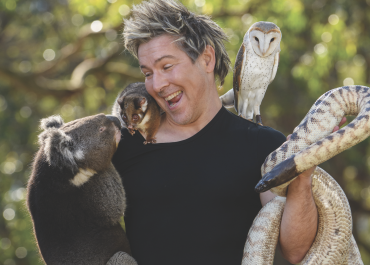 What’s it like to live with 2,000 animals? Chris Humfrey's Awesome Australian Animals